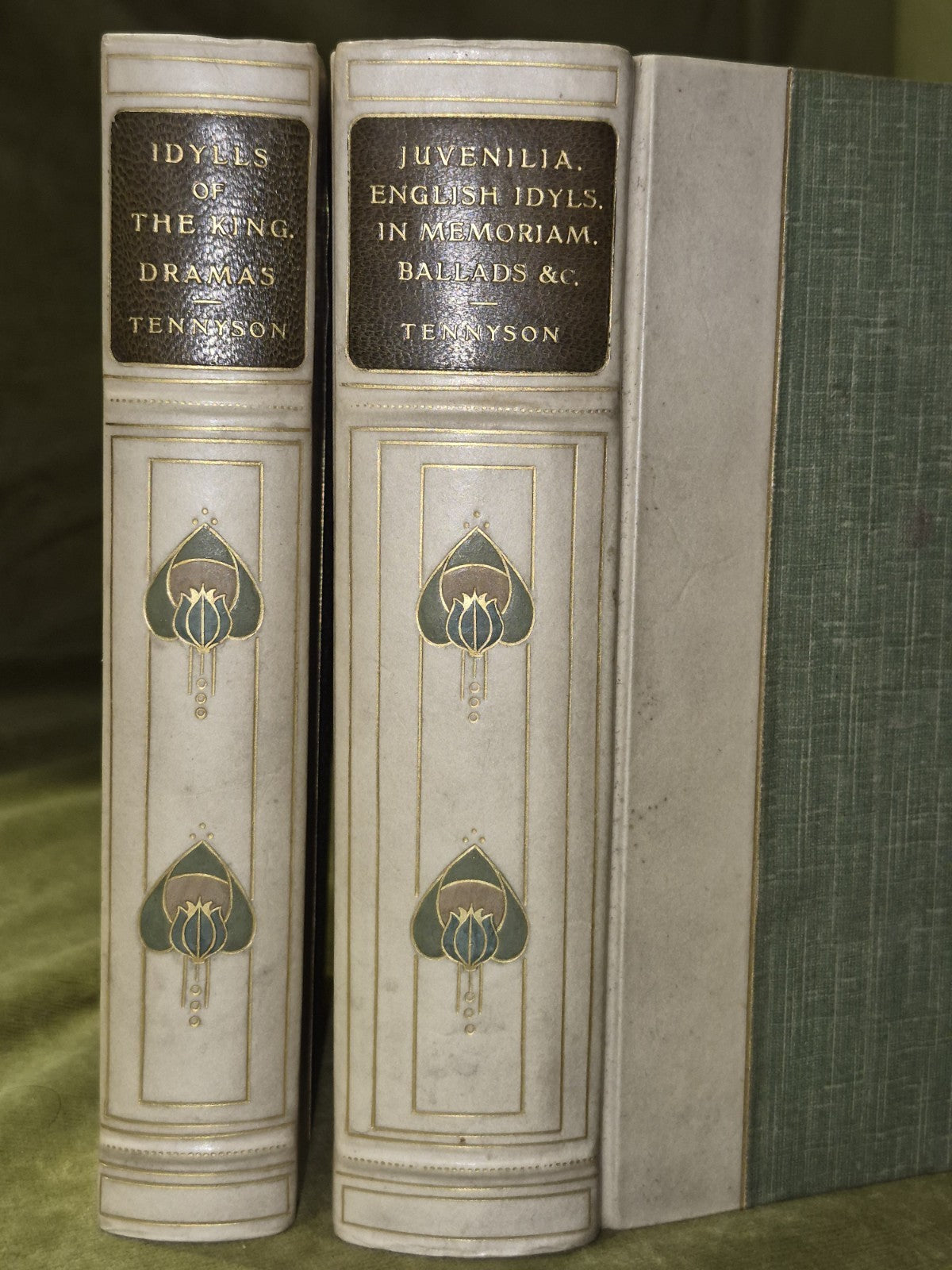 Tennyson Vellum Talwin Morris Art Nouveau Bindings Idylls of the King 19081