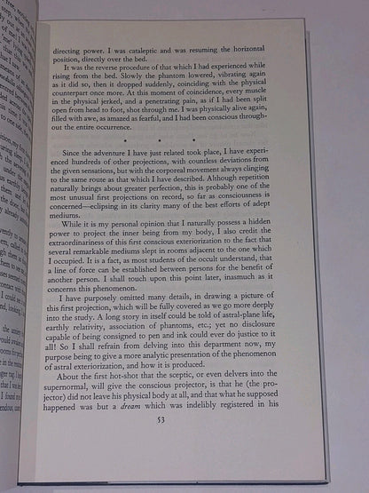 The Projection of the Astral Body By Muldoon & Carrington  1961 Hb Book With Dj6