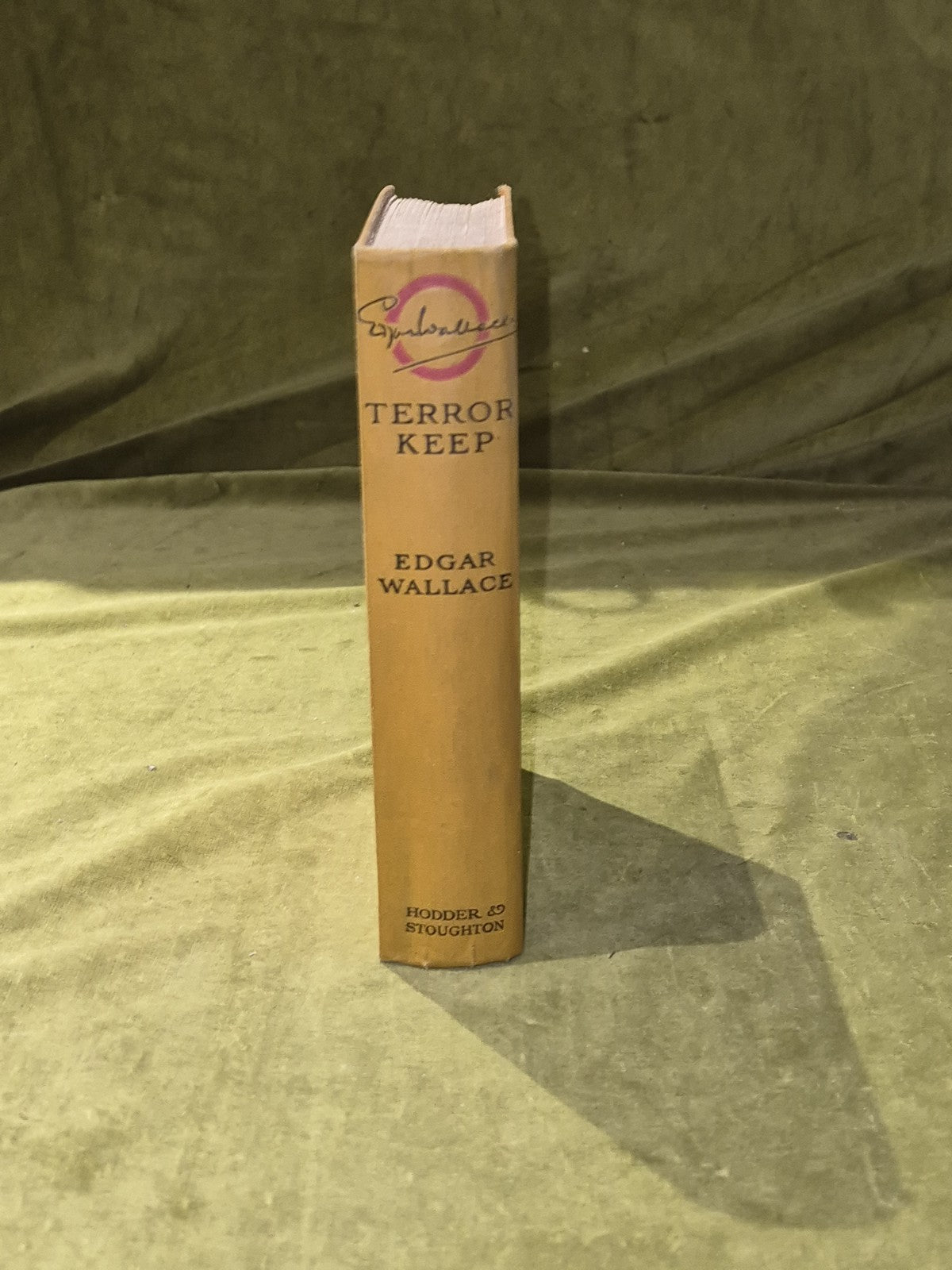 Terror Keep,  Edgar Wallace, Hodder & Stoughton undated early edition2