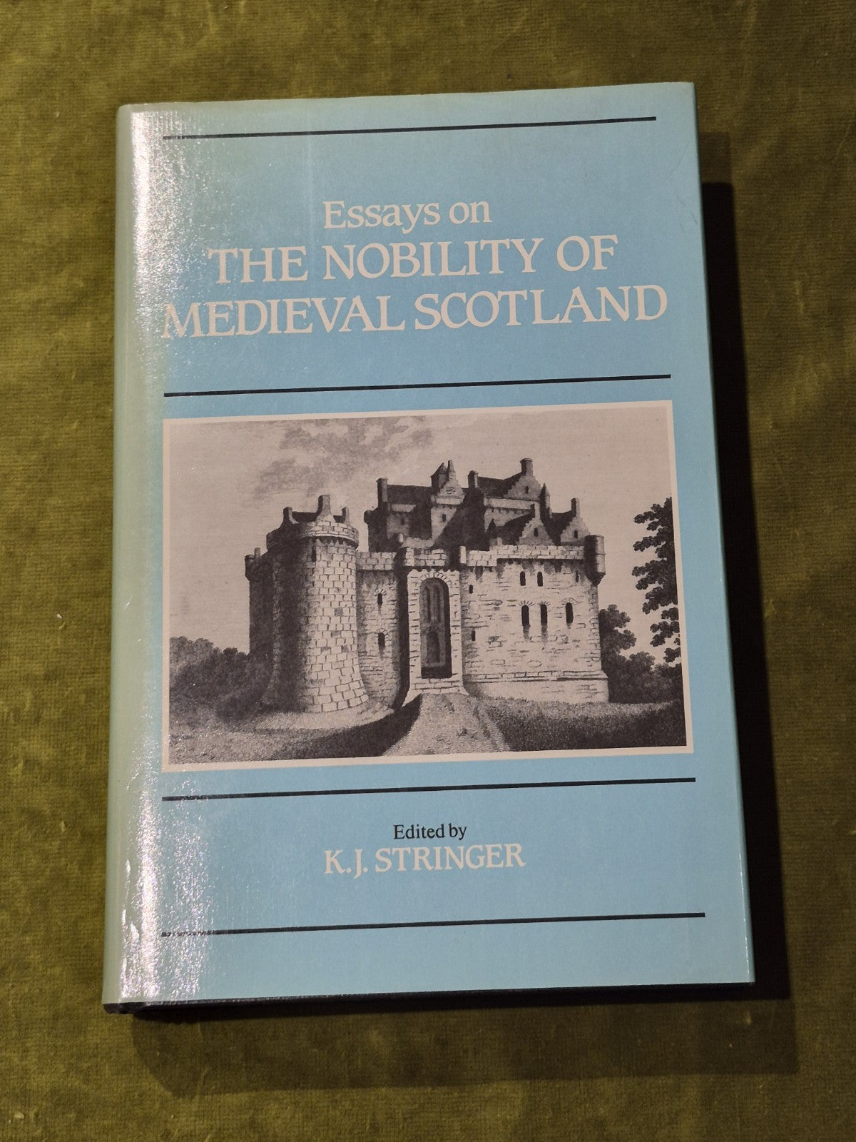 Essays on the Nobility of Medieval Scotland KJ Stringer HB John Donald History0