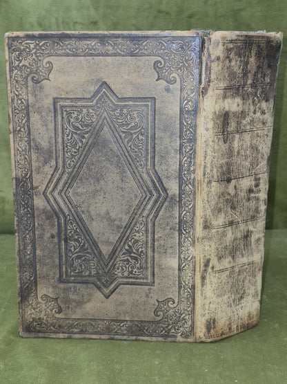 Biobull T-Seann Tiomnaidh 1828 London Gaelic Albannaich1