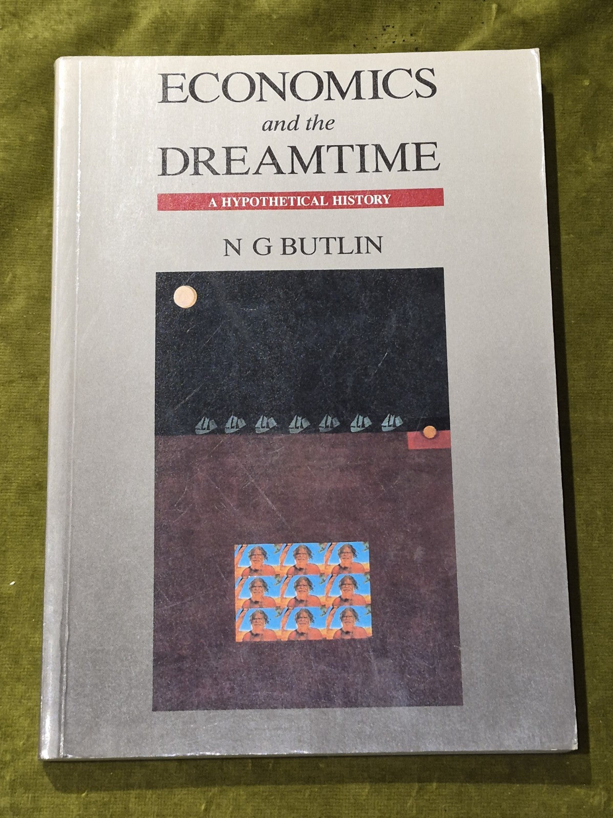 Economics and the Dreamtime N. G. Butlin Paperback Cambridge0