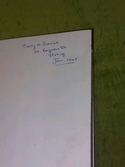 Vivians by Mary Vivian Hughes First Edition 1935 [Oxford University Press] Hb4