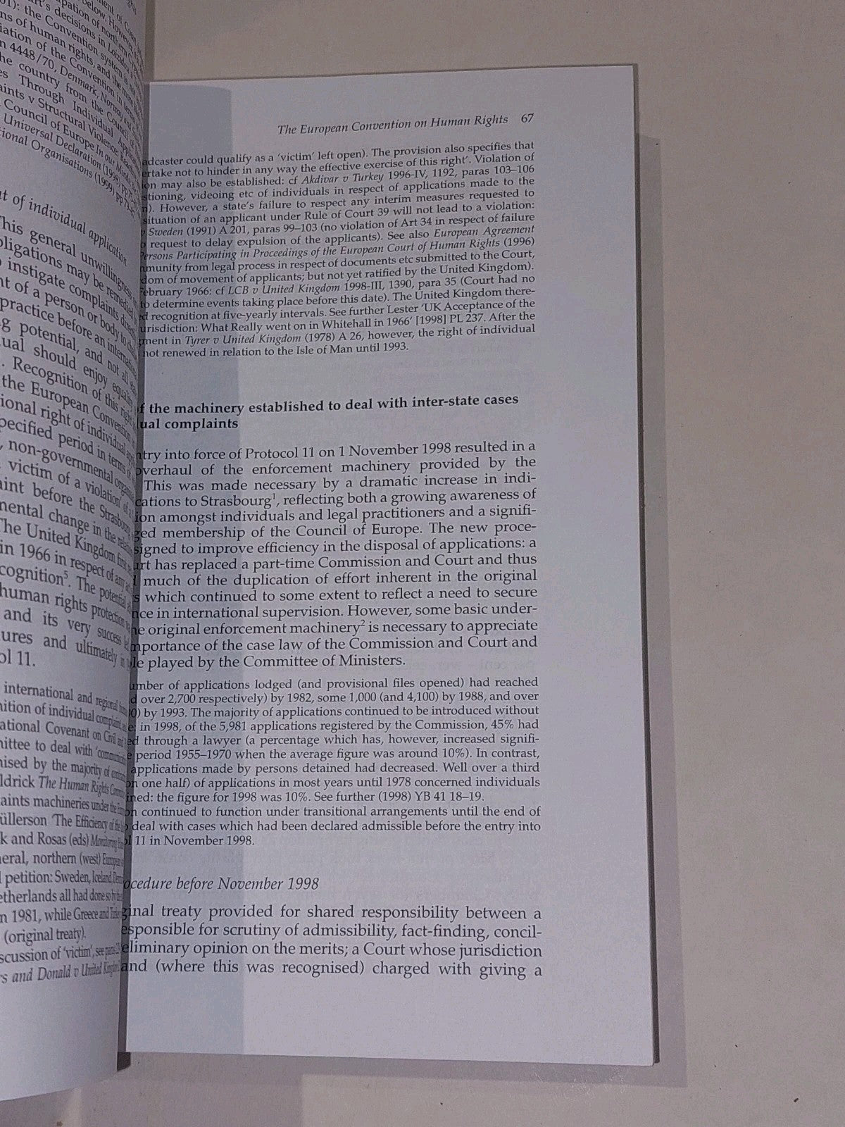 A Guide to Human Rights Law in Scotland By Robert Reed & Jim Murdoch (2001) Pb 2