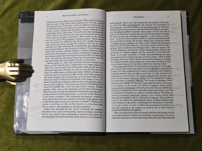 Deleuze and Memorial Culture  Adrian Parr  Hardcover 20085