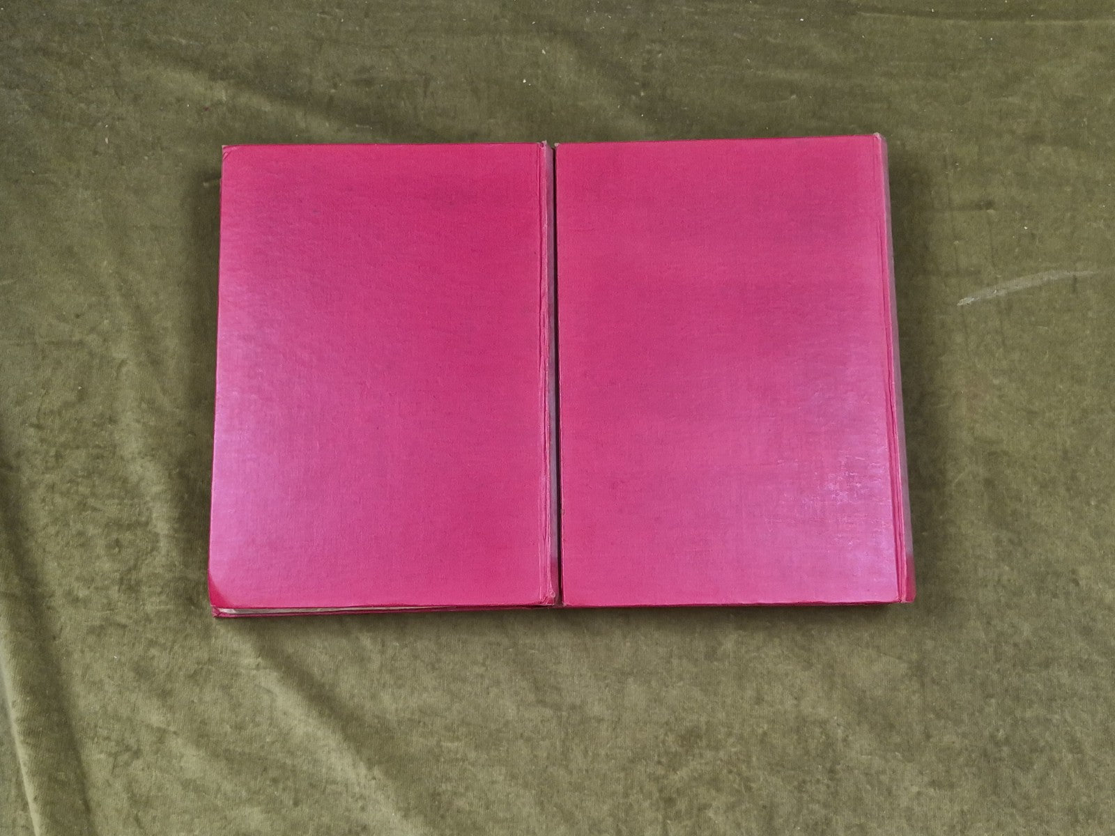 Handley Cross or Mr. Jorrocks's Hunt in 2 Vols - R S Surtrees , Edward Arnold2