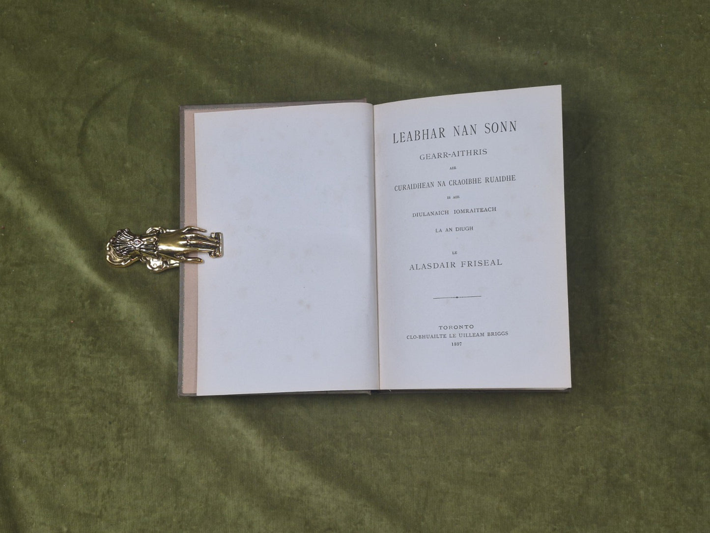 Leabhar Nan Sonn - Alasdair Friseal , Briggs 18975