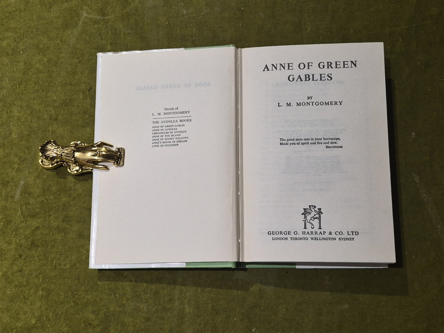 Anne of Green Gables - Full set of 6 +Chronicles - L M Montgomery , Harrap HB DJ3