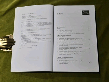 Archaeology After Interpretation: Returning Materials to Archaeological Theory4