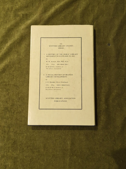 Hospital and Medical Libraries in Scotland - Antonia J Bunch 1975 1st ed HB-DJ1