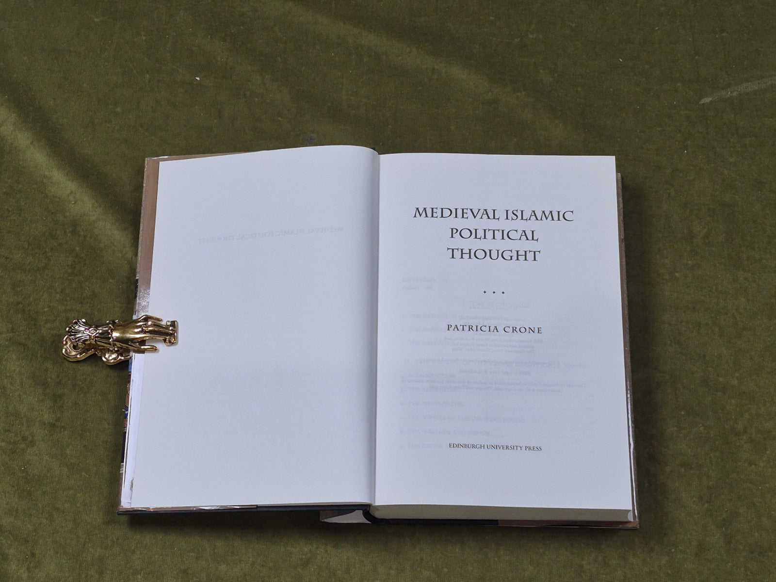 Medieval Islamic Political Thought - Patricia Crone , Edinburgh Uni 2004 HB DJ3