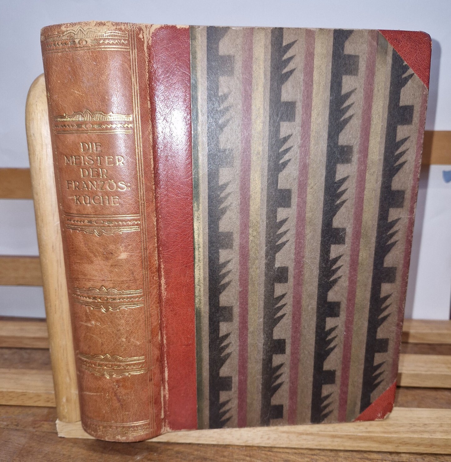 DIE MEISTER DER FRANZÖSISCHEN KÜCHE AUS ACHT JAHRHUNDERTEN. Bertrand Guégan 19220