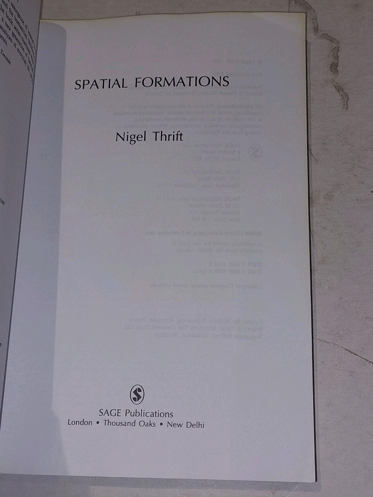 Spatial Formations  Nigel Thrift [SAGE publications] (1996) pb book2