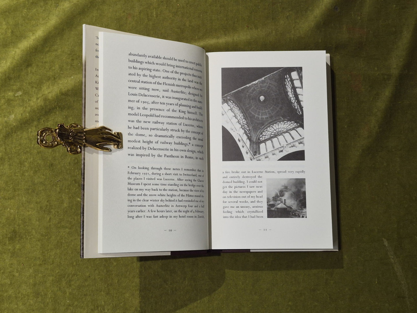 Austerlitz by W. G. Sebald , Hamish Hamilton 1st/1st UK ed 2001 , HB DJ5