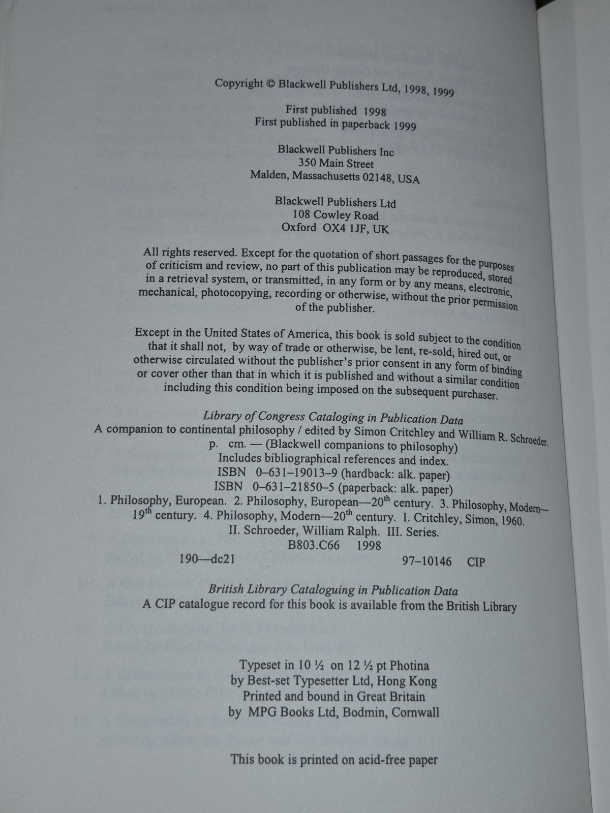 A Companion to Continental Philosophy (1999) Critchley, Schroder3