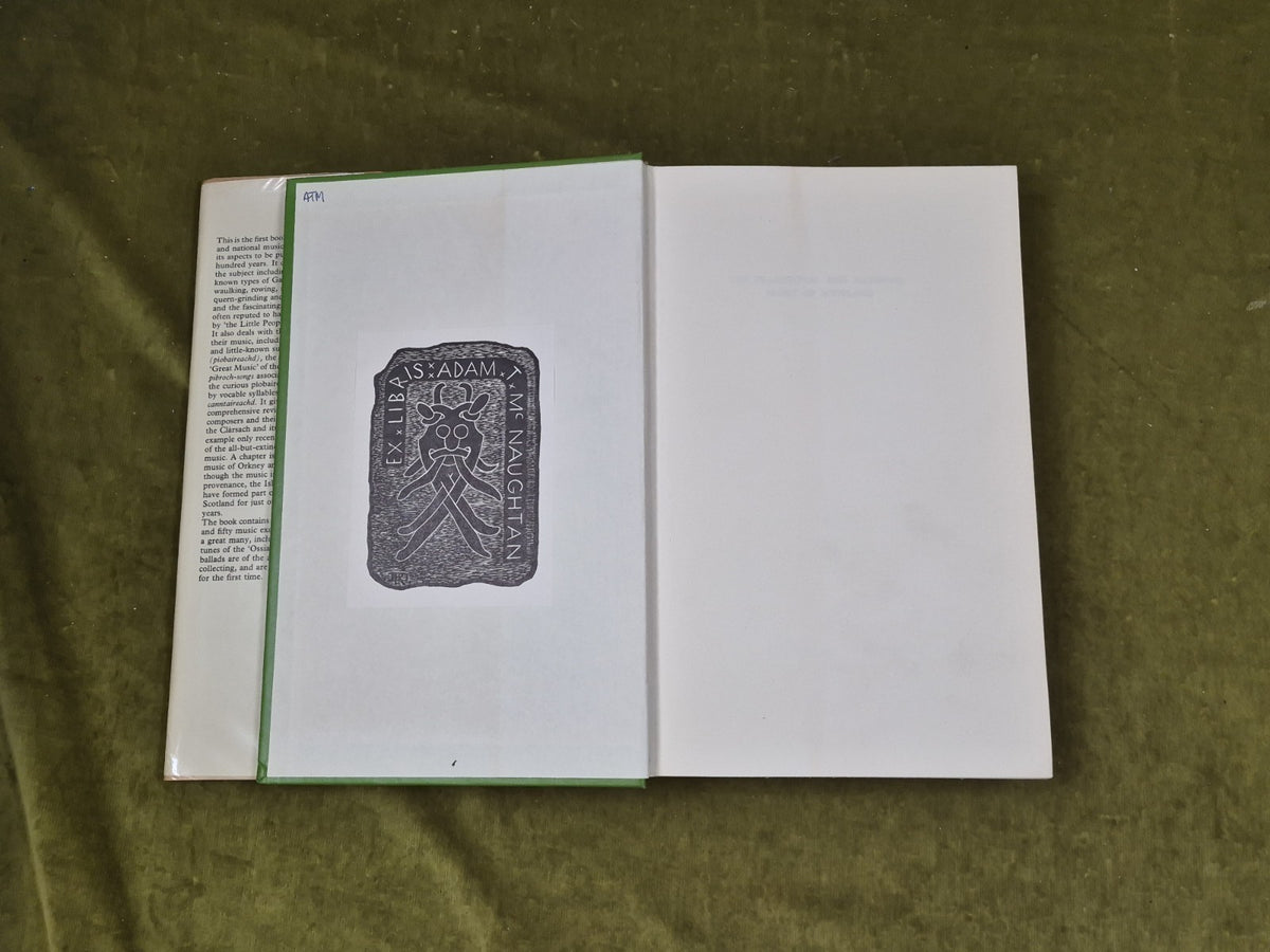 The Traditional & National Music of Scotland - F Collinson , Routledge 1966 w DJ3