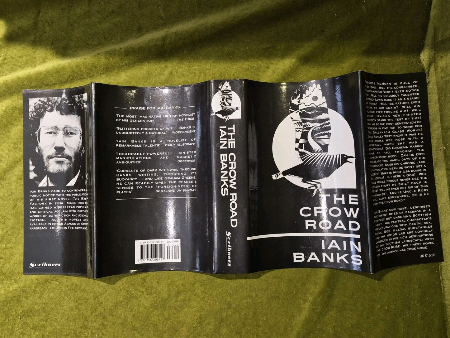 Iain Banks The Crow Road 1992 First Edition SIGNED HB DJ3