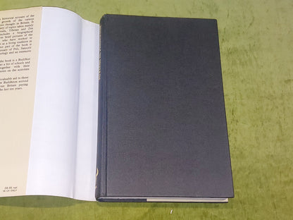 Buddhism in Britain By Ian Oliver (1979) [Rider] Hardback Book2