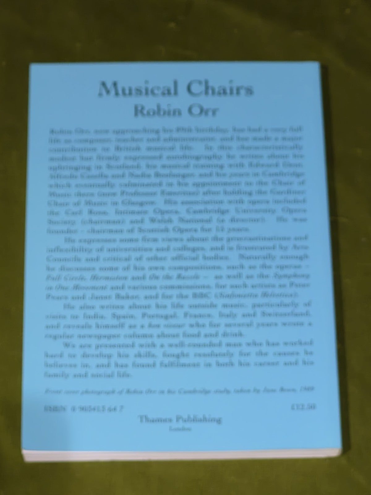 Musical Chairs - an autobiography by Robin Orr1
