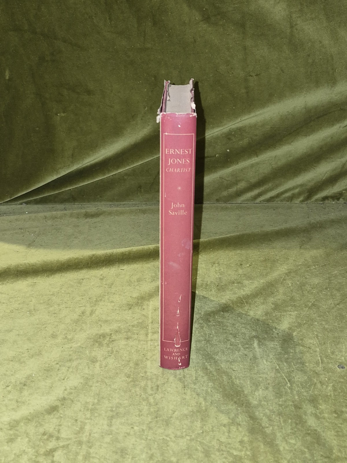 Ernest Jones : Chartist - John Saville , Lawrence and Wishart 1952 1st HB DJ2