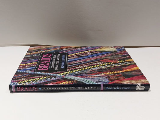 BRAIDS : 250 Patterns from Japan, Peru & Beyond By Roderick Owen 1995 SIGNED hb1