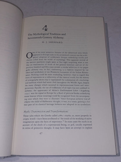 Science medicine and society in the Renaissance (1972) Allen Debus With Slipcase9