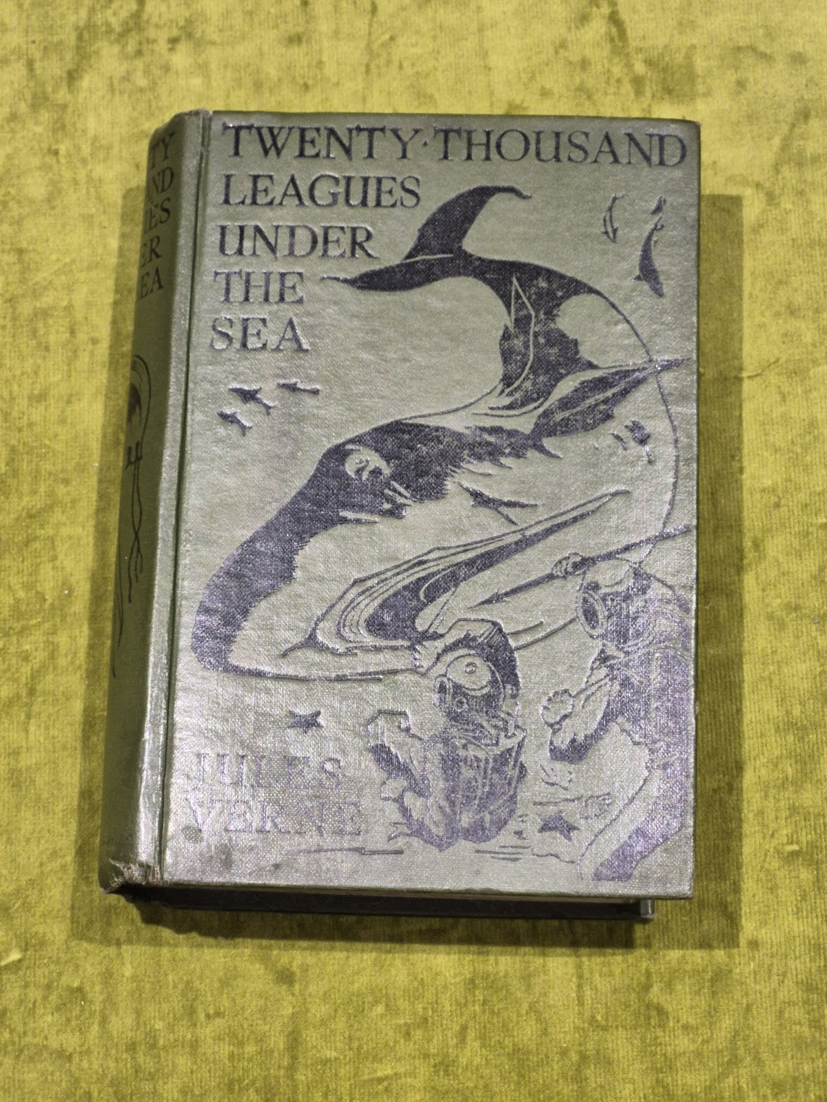 Twenty Thousand Leagues Under the Sea By Jules Verne c 1930 [Ward, Lock] Hb Book0