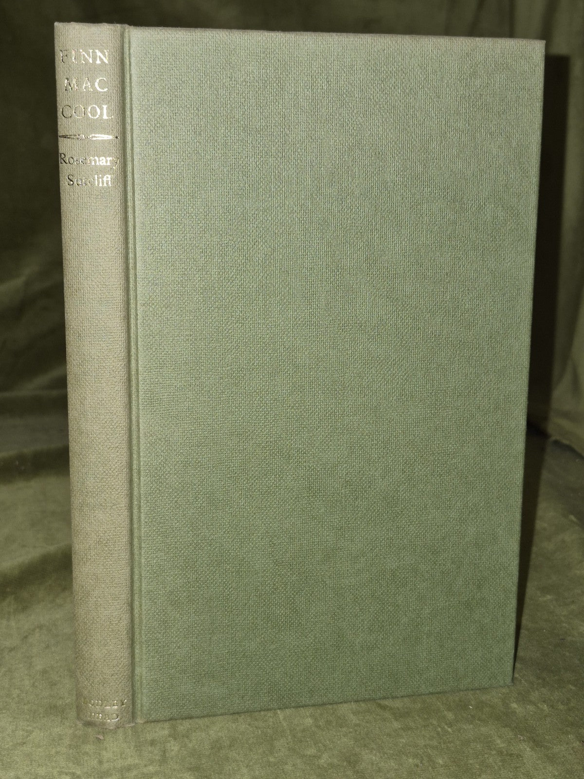 The High Deeds Of Finn Mac Cool, Rosemary Sutcliff, The Bodley He3