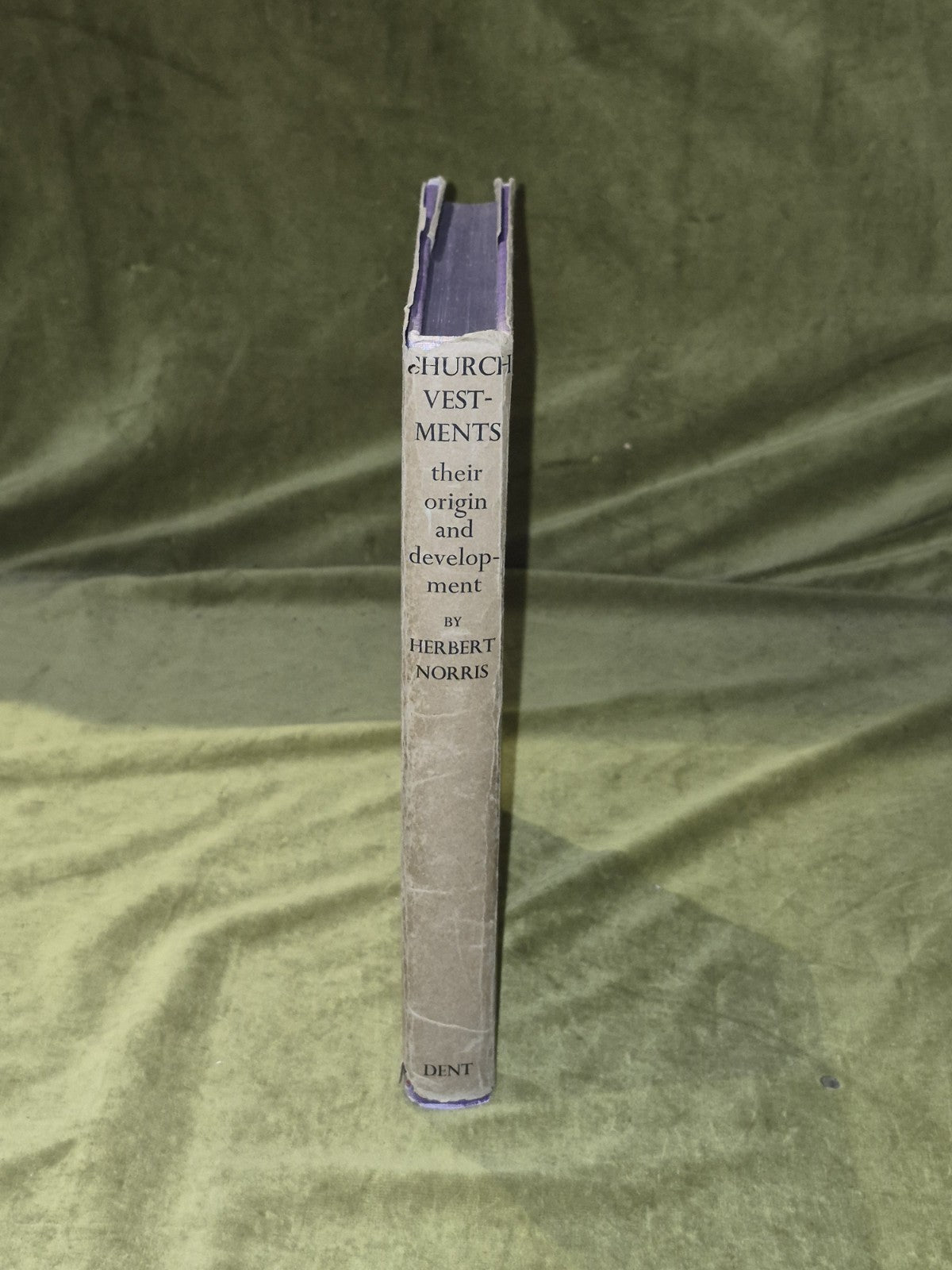 Church Vestments : Their Origin and Development - Herbert Norris 1st HB DJ 19492