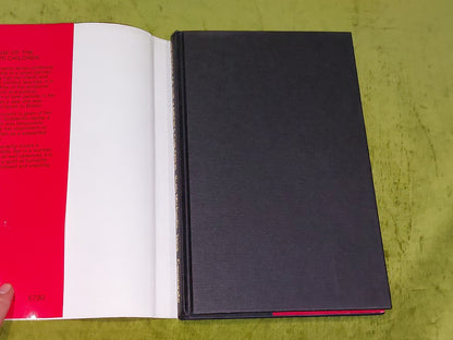 Heritage of the Kaiser's Children : an Autobiography / Ruth Michaelisjena Hb 2