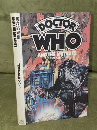 DOCTOR WHO AND THE MUTANTS 1977 HARDBACK BOOK 1ST EDITION  EX-LIBRARY0