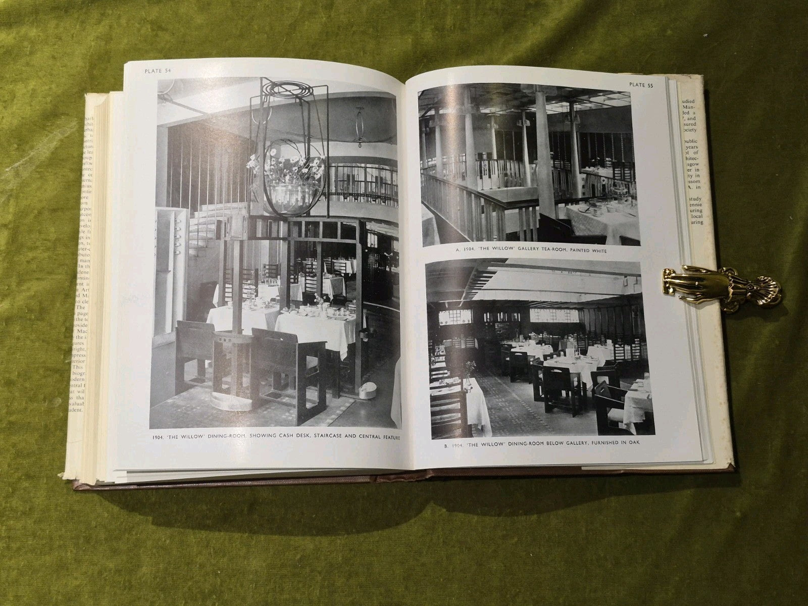 Charles Rennie Mackintosh and the Modern Movement Thomas Howarth 1952 1st HB DJ7