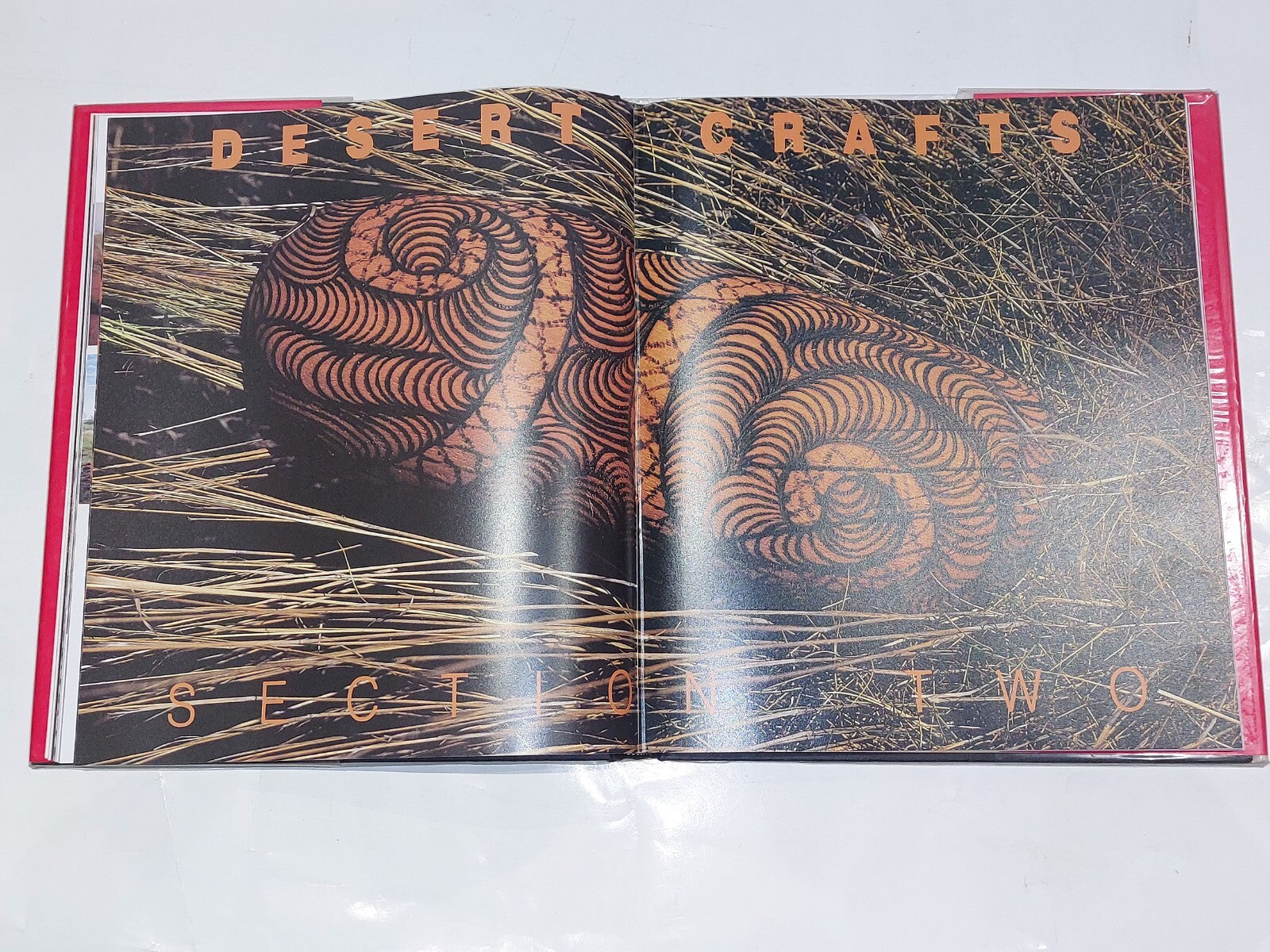 Desert Crafts: Anangu Maruku Punu by Jennifer Isaacs. Hardback 19923