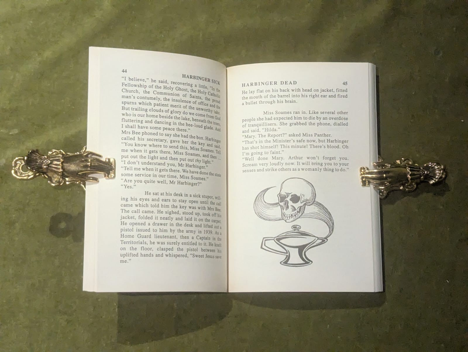 Mcgrotty and Ludmilla - SIGNED by Alasdair Gray , Dog & Bone 1990 1st PB 6