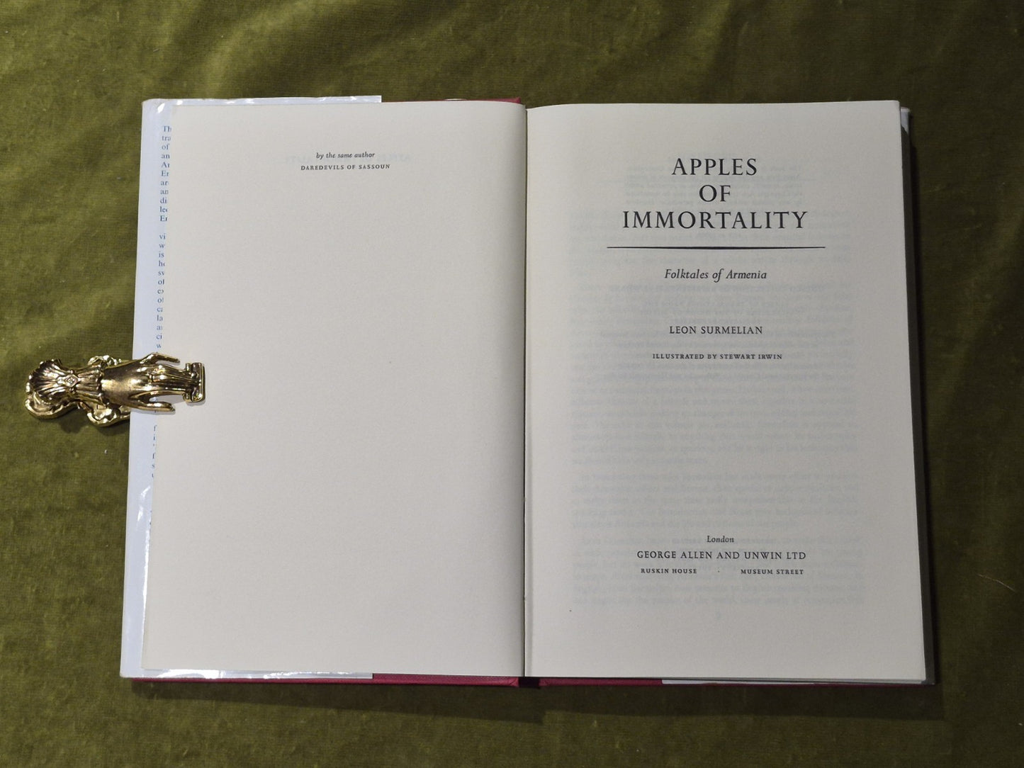 Apples of Immortality - Leon Surmelian 1968 1st UK Edition Allen & Unwin4