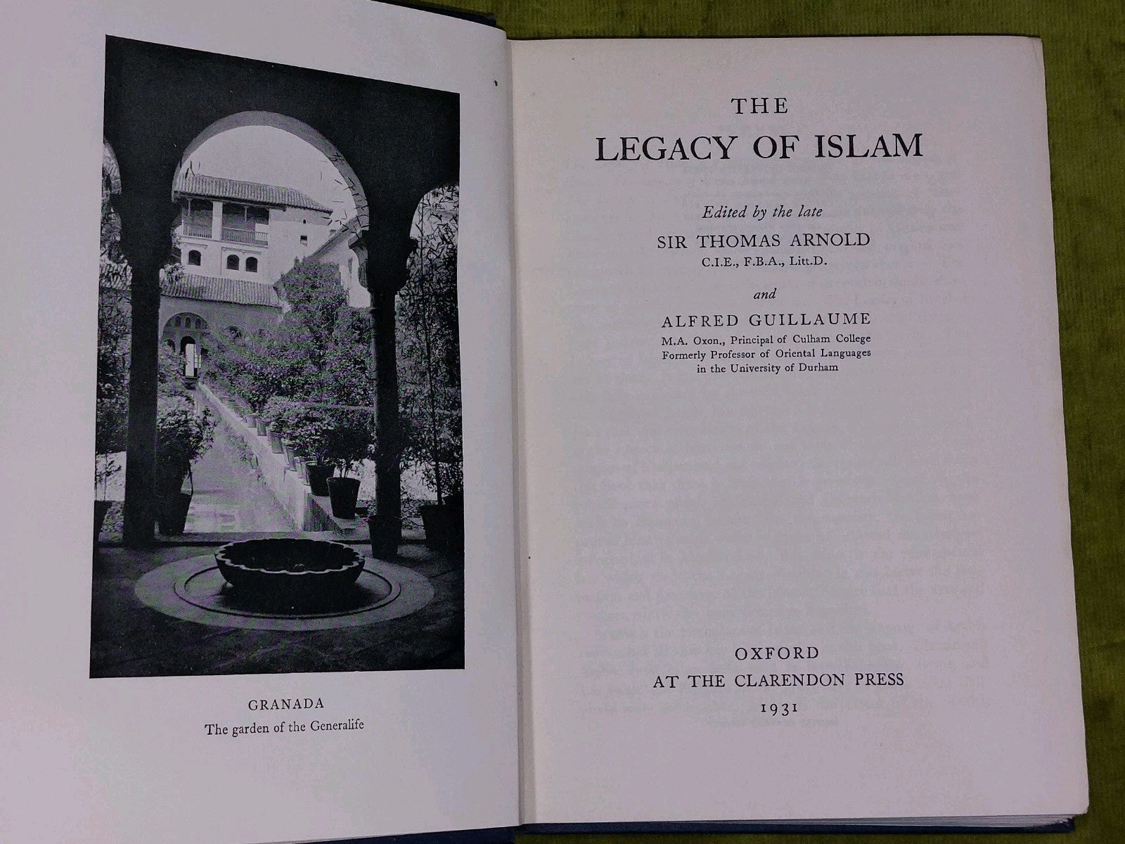 Arnold & Guillaume    The Legacy of Islam   (1931 1st ed)2