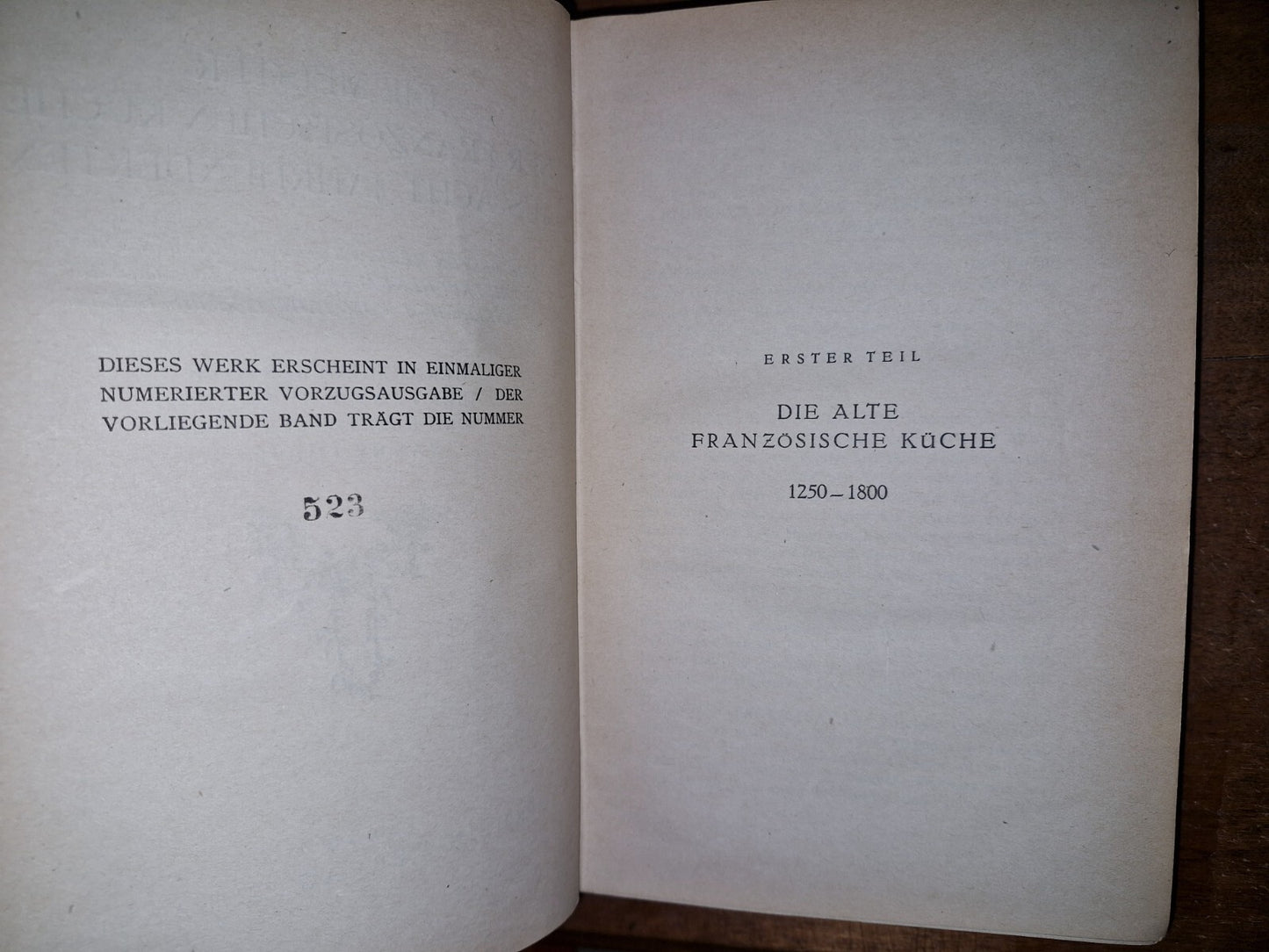 DIE MEISTER DER FRANZÖSISCHEN KÜCHE AUS ACHT JAHRHUNDERTEN. Bertrand Guégan 19222
