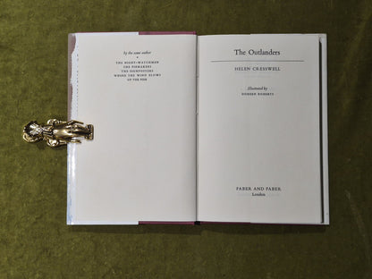 HELEN CRESSWELL - The Outlanders - Faber & Faber 2nd edition 1972 HB DJ3