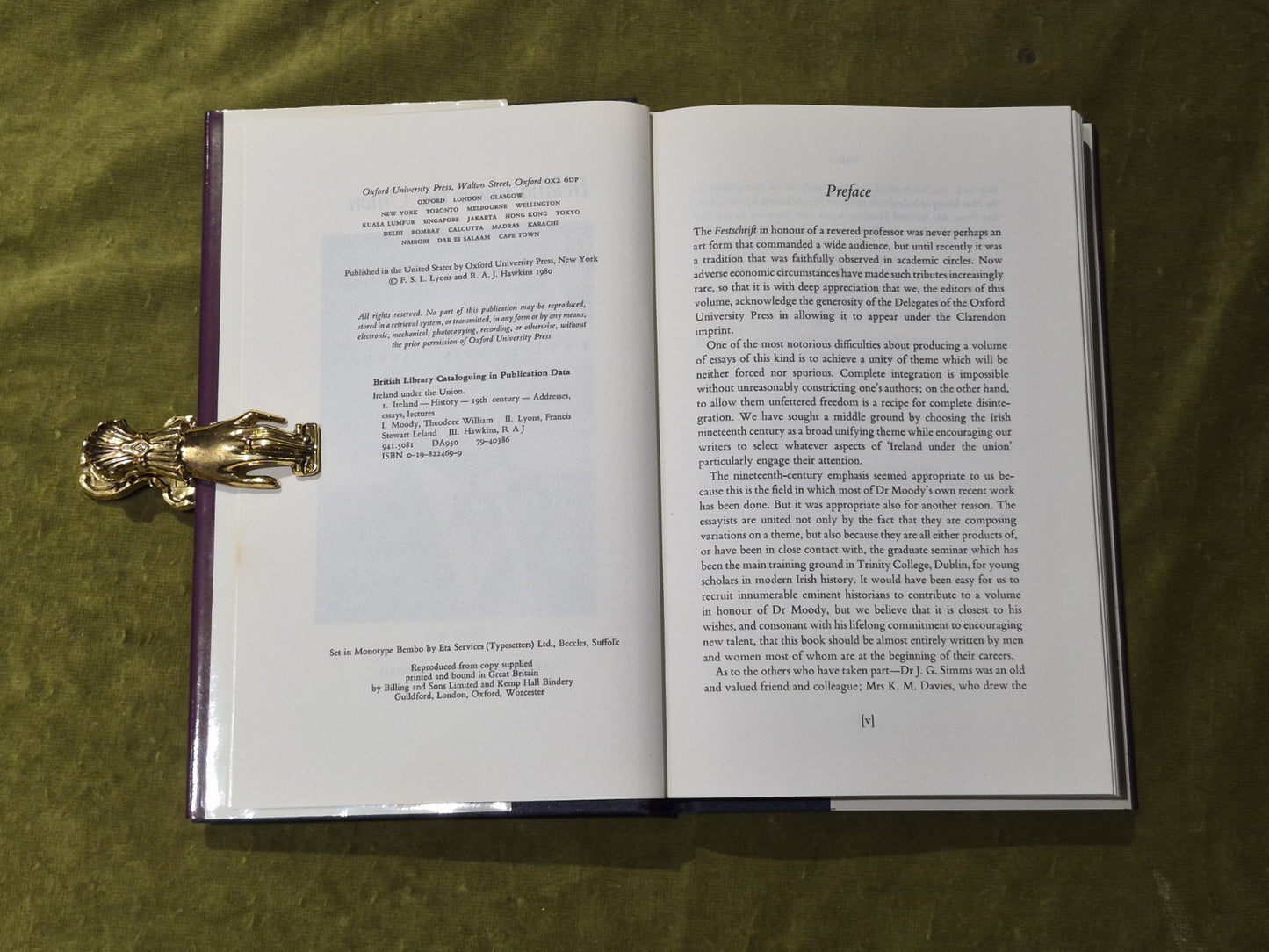 Ireland Under the Union: Varieties of Tension - Lyons, Hawkins - 1980 Clarendon4