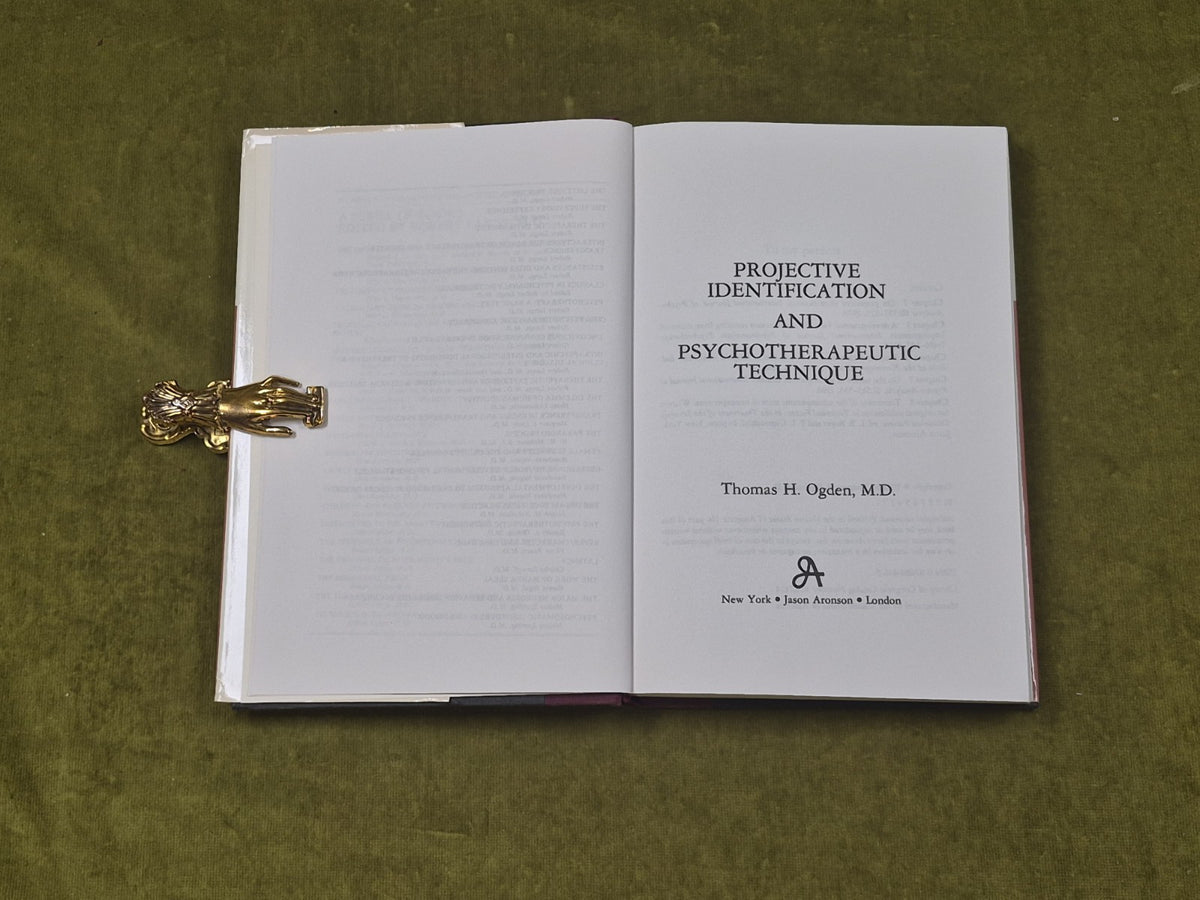 Projective Identification and Psychotherapeutic Technique Thomas5