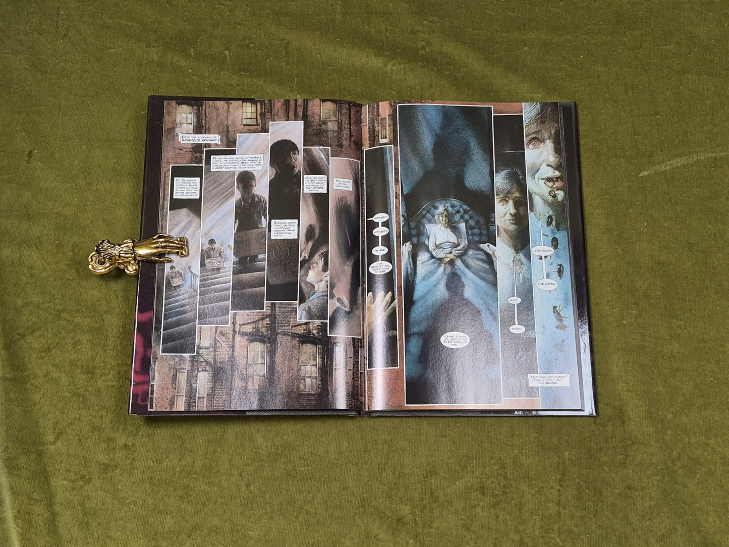 Arkham Asylum 1989 Hardcover Titan 1st Print Hardcover with Dust Jacket5