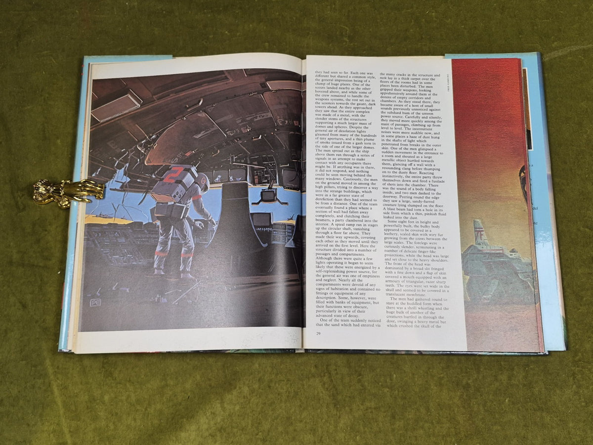 Spacewreck Ghostships & Derelicts of Space Stewart Cowley 1979 Hamlyn 1st HB DJ5