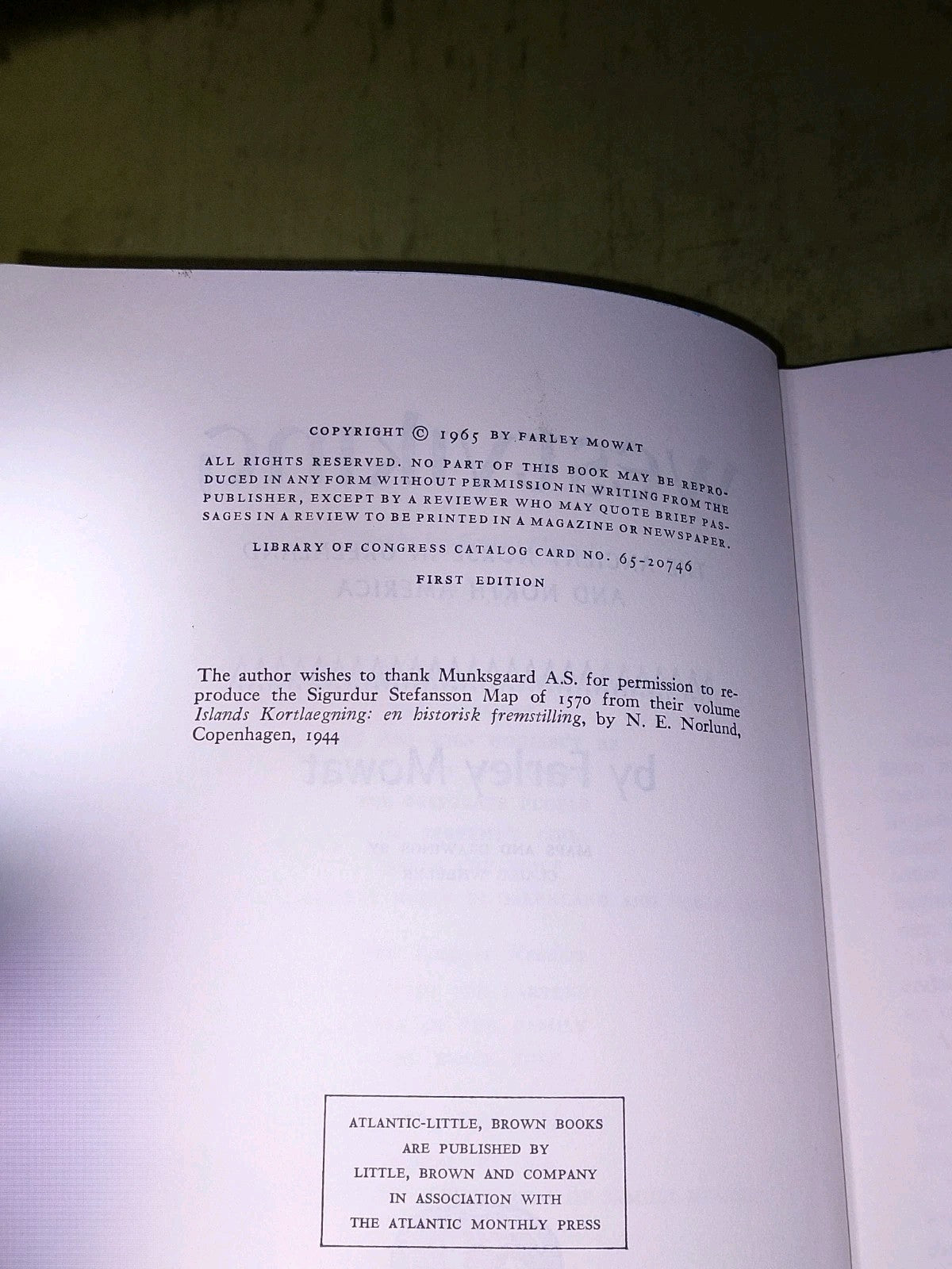 Westviking: The ancient Norse in Greenland and North America. Mowat, Farley 1st3
