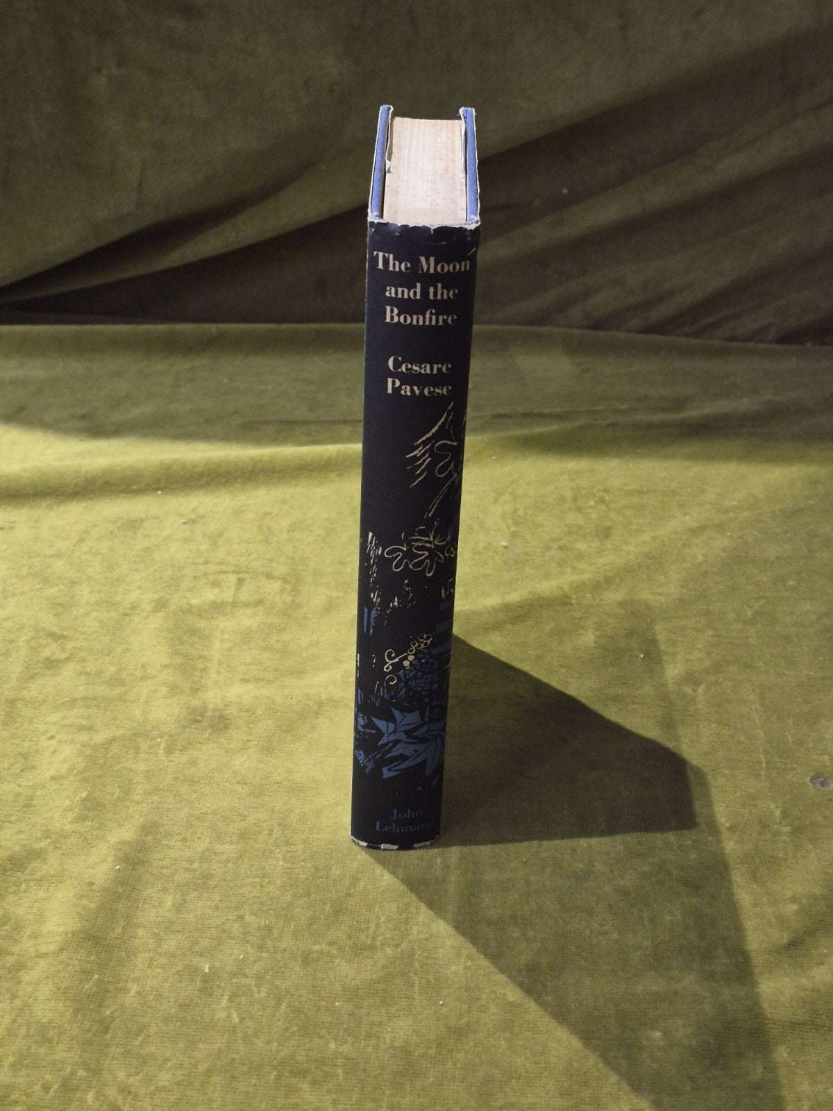 The Moon and the Bonfire - Cesare Pavese , John Lehmann 1952 1st English HB DJ3