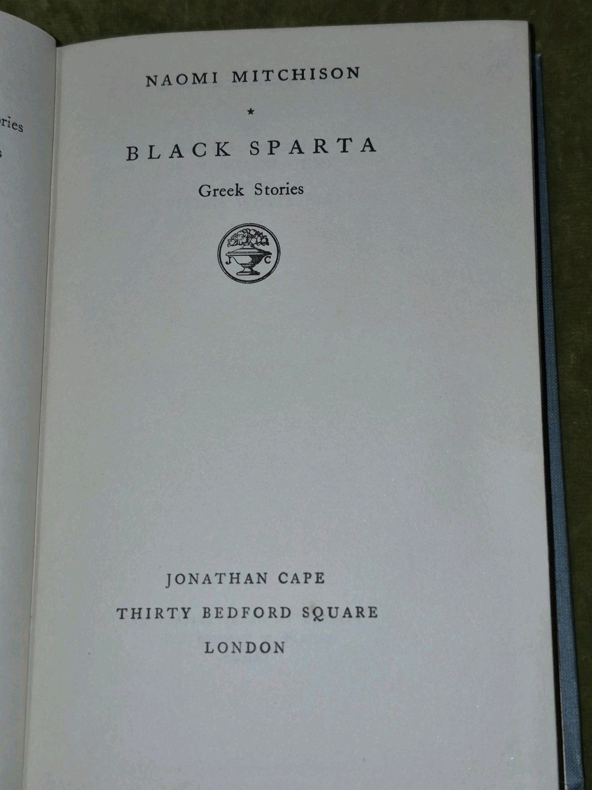 Naomi MITCHISON / Black Sparta Greek Stories 1st Edition5