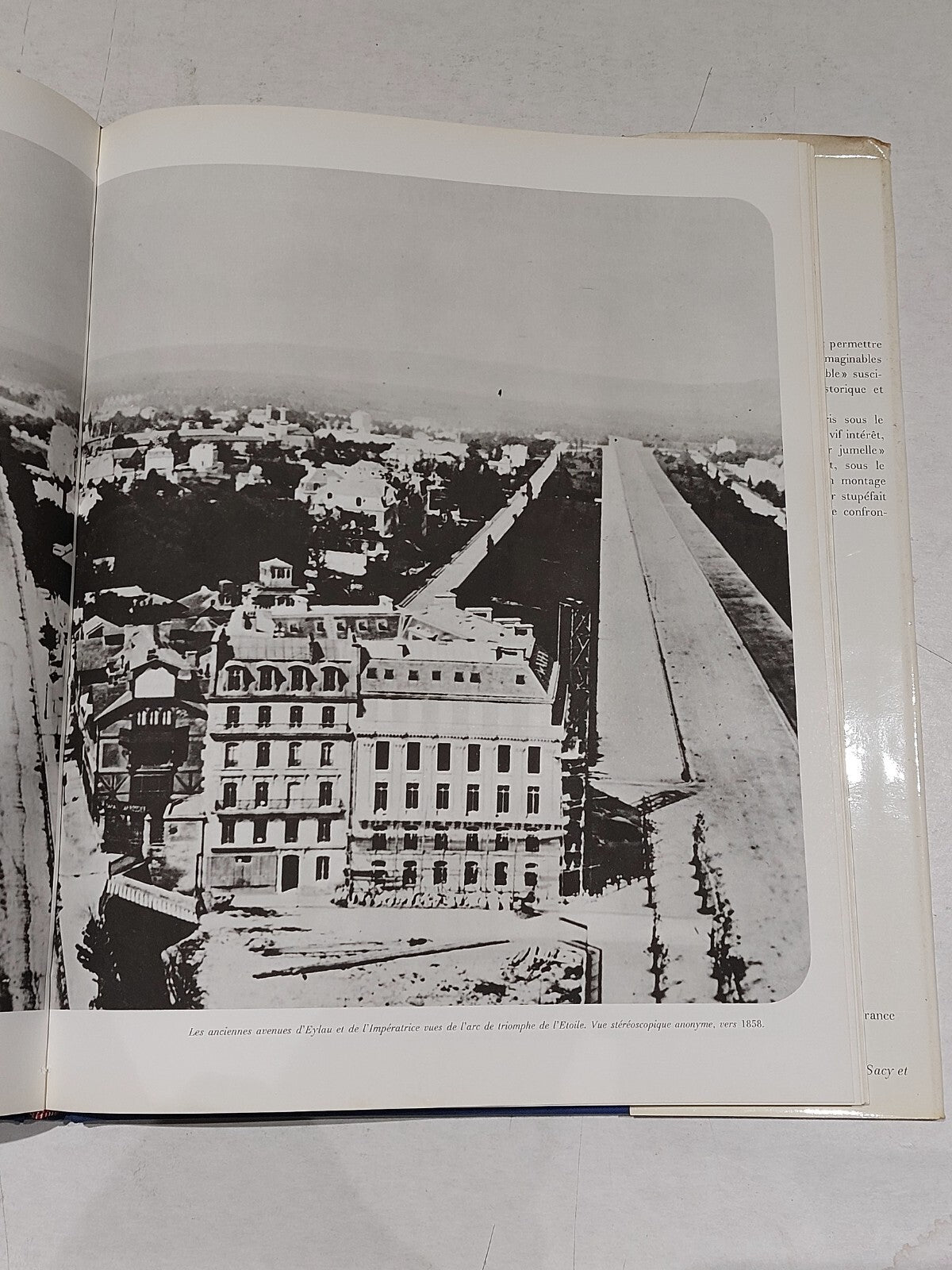 Les métamorphoses de Paris Yvan Christ. Hardback. Paris Photography Book, 1967. 2