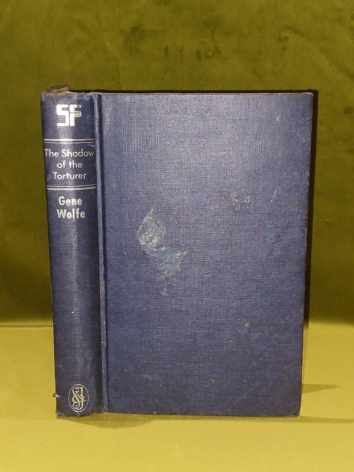 The Shadow of the Torturer  Gene Wolfe 1st UK Edition [Sidgwick & Jackson] 19810