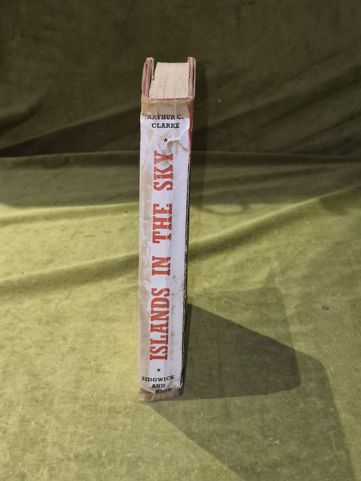 Islands in the Sky - Arthur C Clarke - 1ST EDITION WITH DUST JACKET2