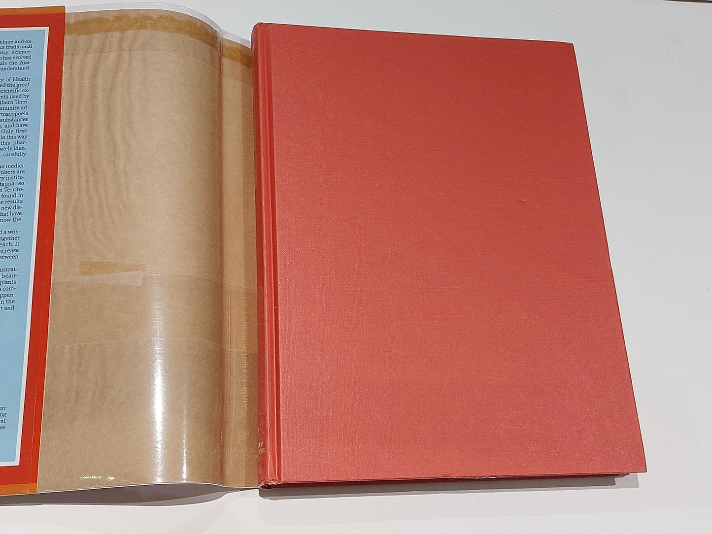 Traditional Bush Medicines : An Aboriginal Pharmacopoeia (1988) 1st Ed Hb Book2