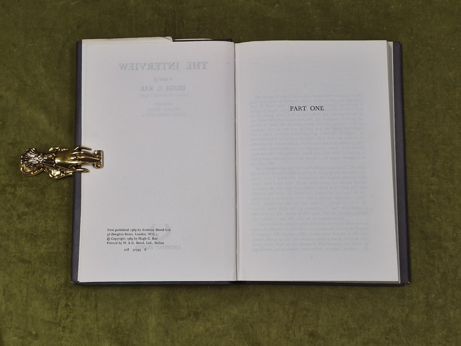 The Interview - Hugh C Rae - Blond 1969 1st HB DJ5